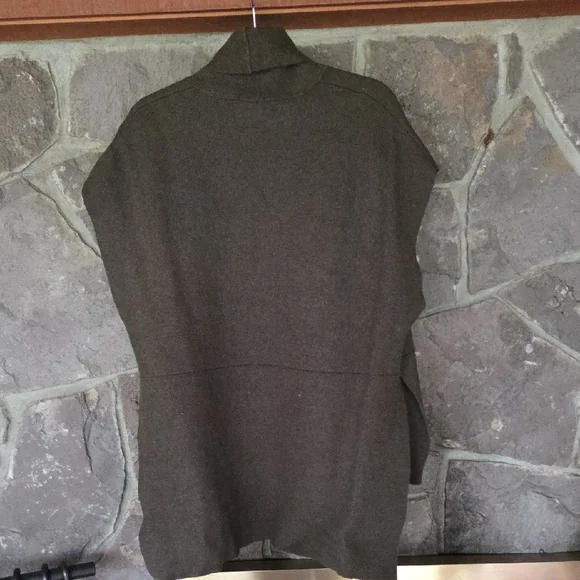 Kerisma Charcoal Poncho Sweater - Picture 3 of 4